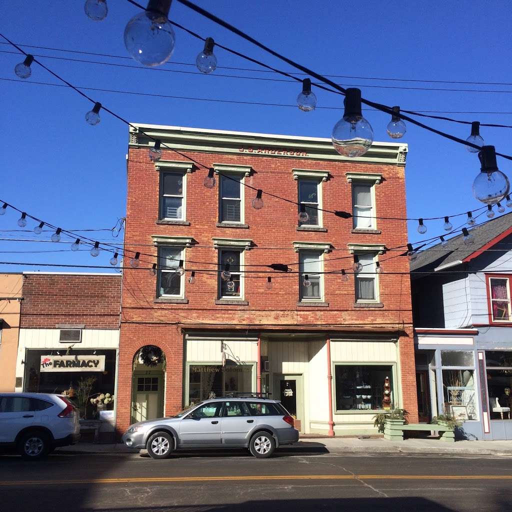 The Apartment Upstairs | 22 Main St, Narrowsburg, NY 12764, USA | Phone: (516) 359-9394