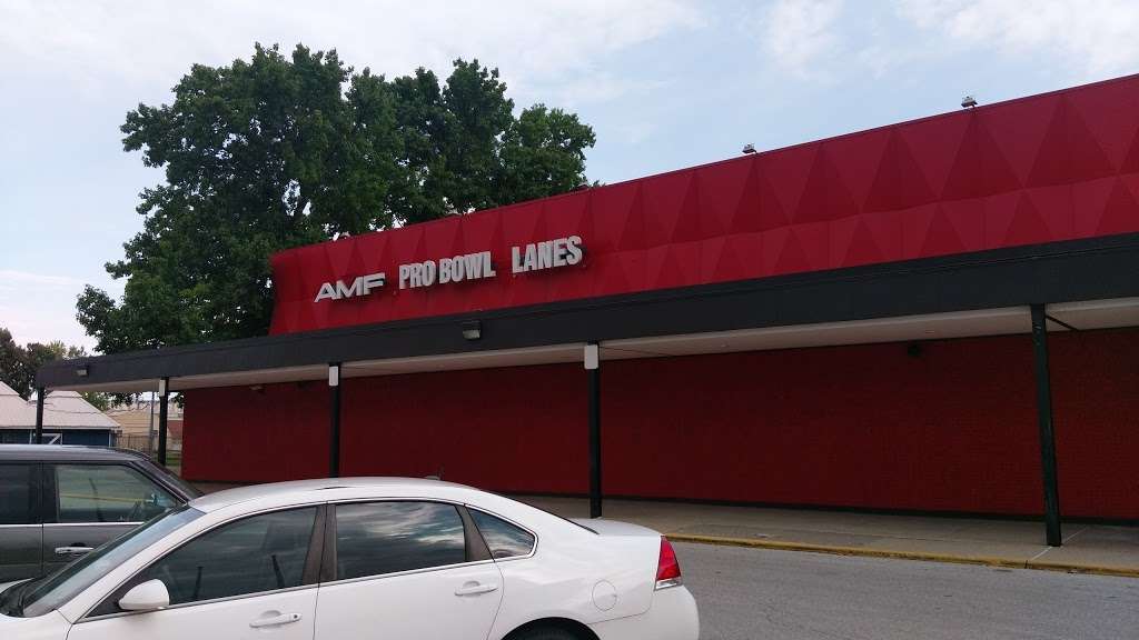 AMF Pro Bowl Lanes | 505 E 18th Ave, North Kansas City, MO 64116 | Phone: (816) 221-8844