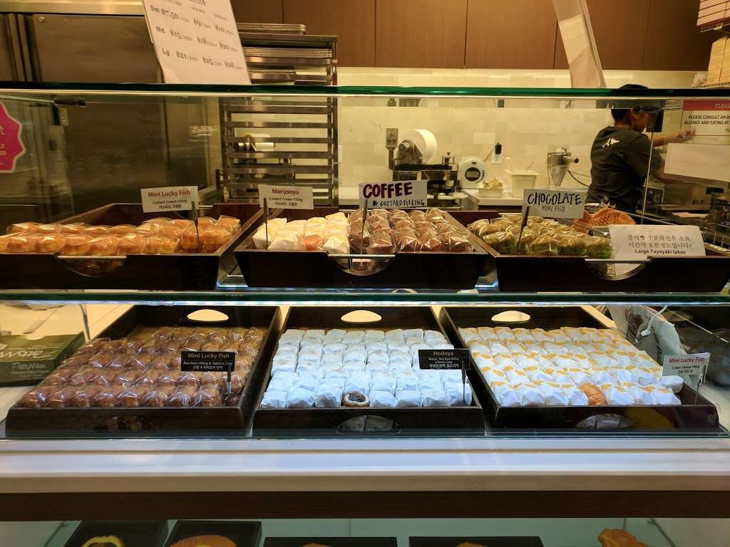 Deli Manjoo | 2825 S Diamond Bar Blvd, Diamond Bar, CA 91765, USA | Phone: (909) 270-8899