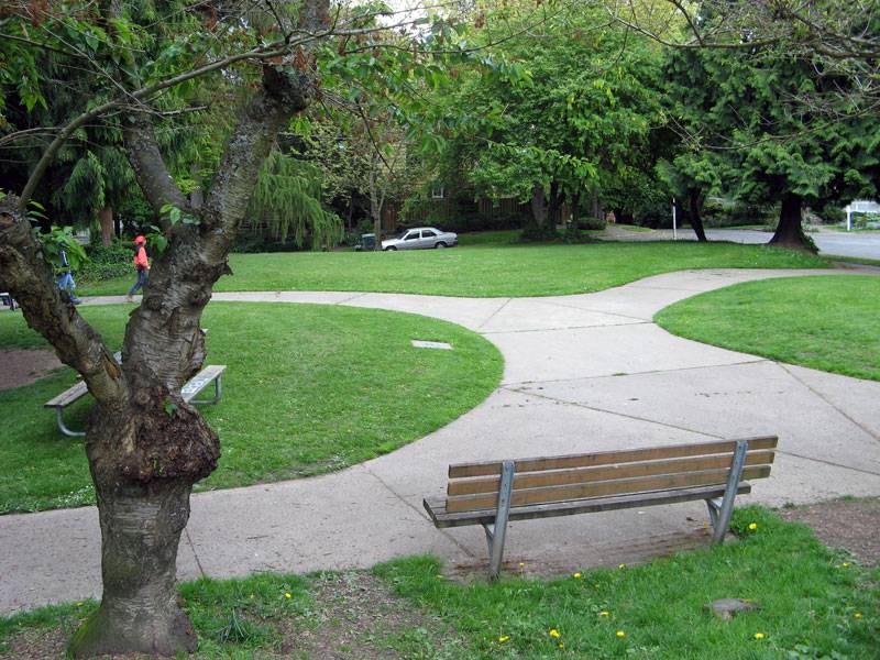 Alvin Larkins Park | 1504 34th Ave, Seattle, WA 98122, USA | Phone: (206) 684-4075