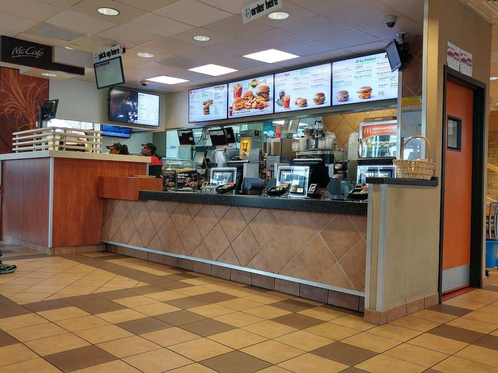 McDonalds | 3050 Marshall Hall Rd, Bryans Road, MD 20616, USA | Phone: (301) 375-9669