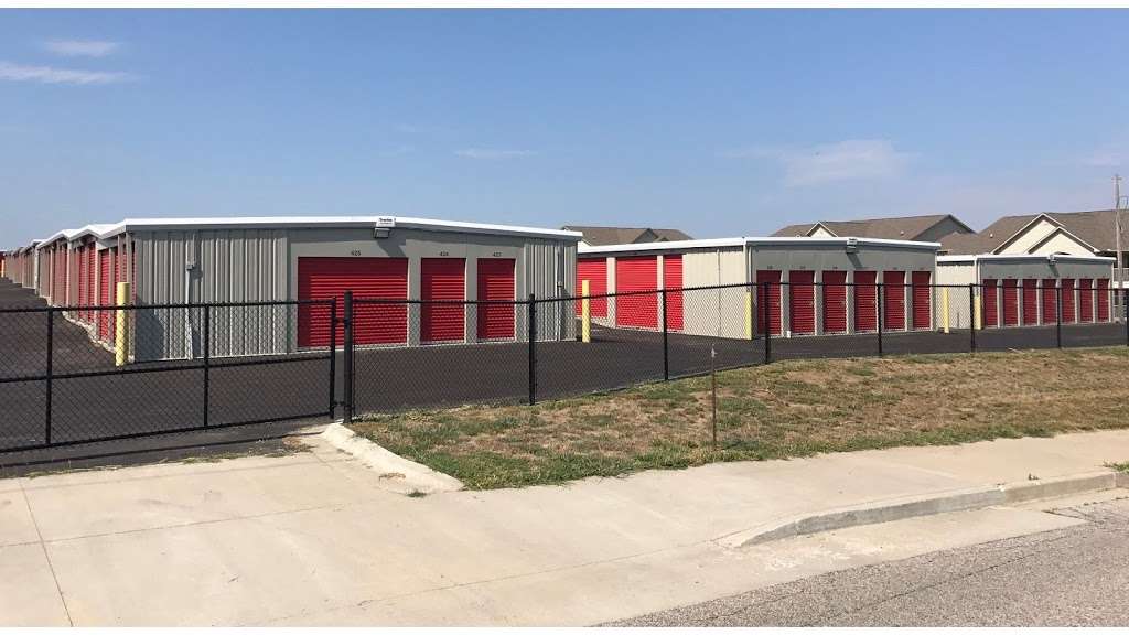 St. Joseph Self Storage | 2205 S Riverside Rd, St Joseph, MO 64507, USA | Phone: (816) 232-4600