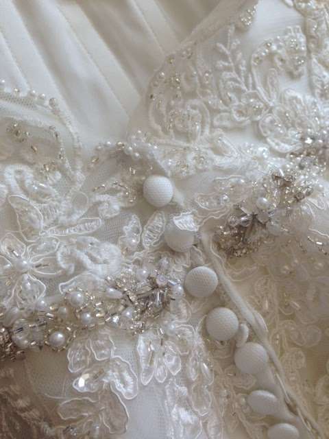 Valerie Moon Couture | 16 Saxlingham Rd, London E4 6LF, UK | Phone: 020 8524 5254