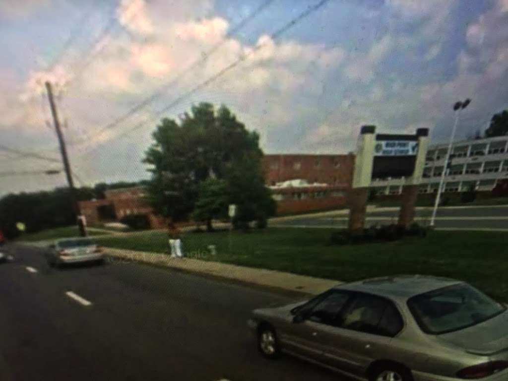 Powder Mill Rd & High Point High School | Beltsville, MD 20705, USA