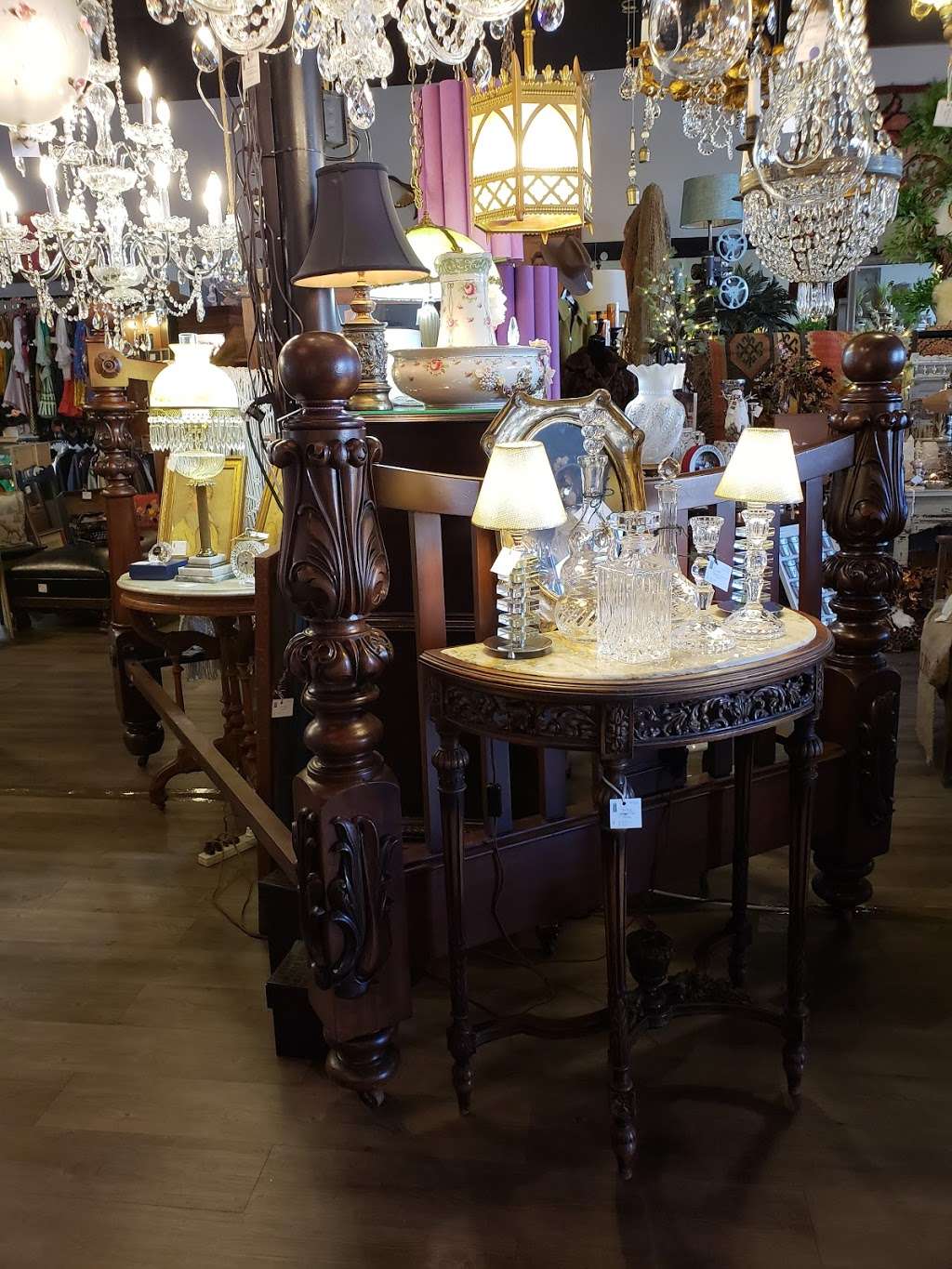 Vintique | 7885 W Sahara Ave #109, Las Vegas, NV 89117, USA | Phone: (702) 209-2767