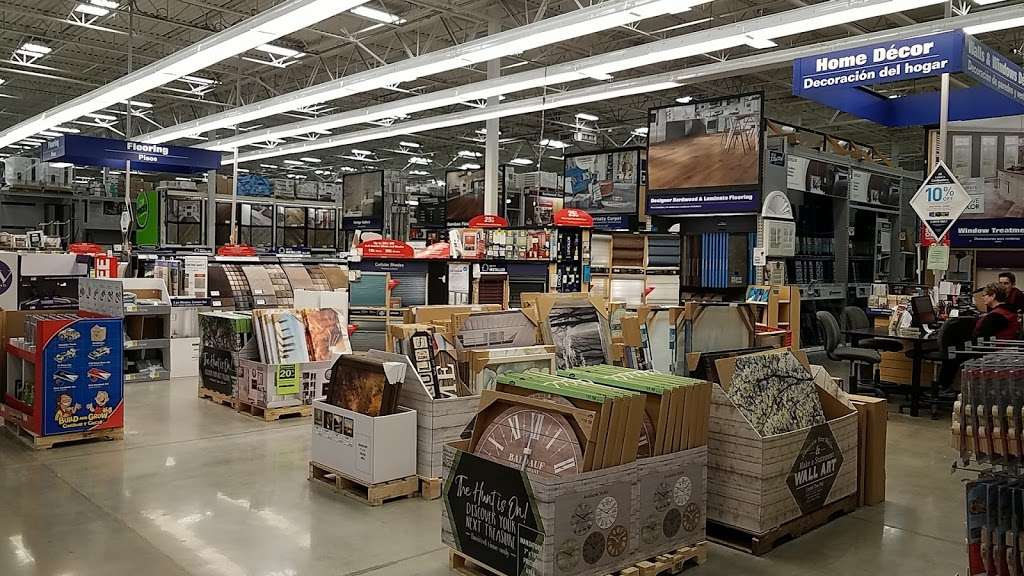 Lowes Home Improvement | 955 Randall Rd, St. Charles, IL 60174, USA | Phone: (630) 338-4000