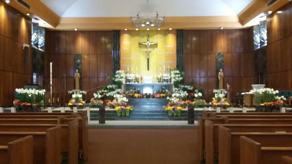 St Odilo Catholic Church | 2244 East Ave, Berwyn, IL 60402, USA | Phone: (708) 484-2161