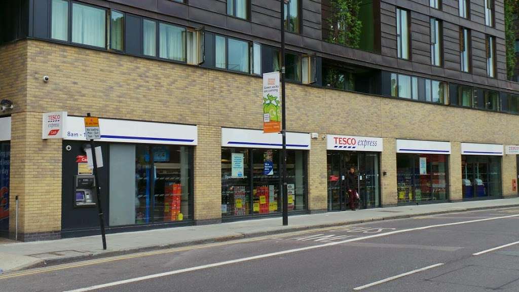 Tesco Express | 100 East Rd, Hoxton, London N1 6AA, UK | Phone: 0345 674 6454