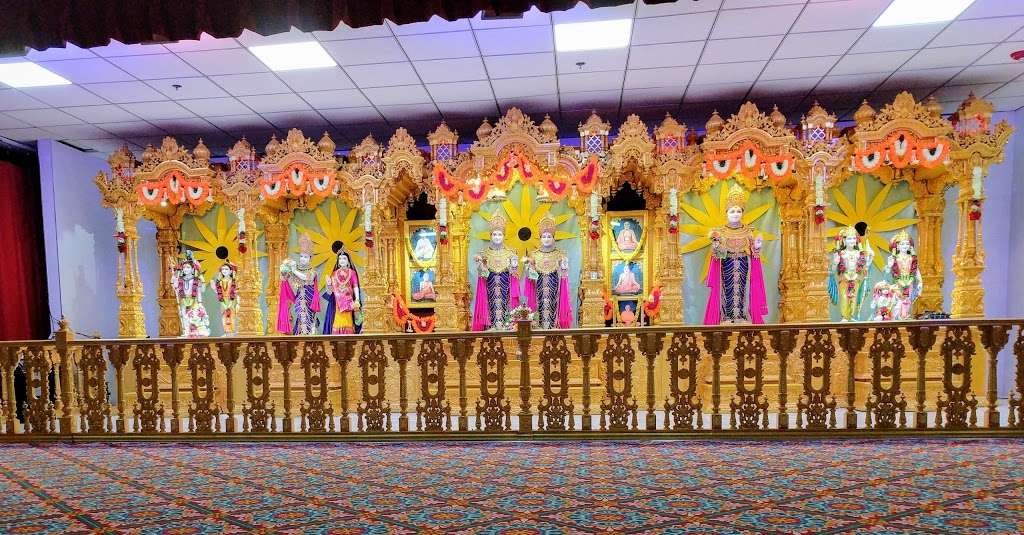 BAPS Shri Swaminarayan Mandir | 4 Commercial St, Sharon, MA 02067, USA | Phone: (781) 784-8800