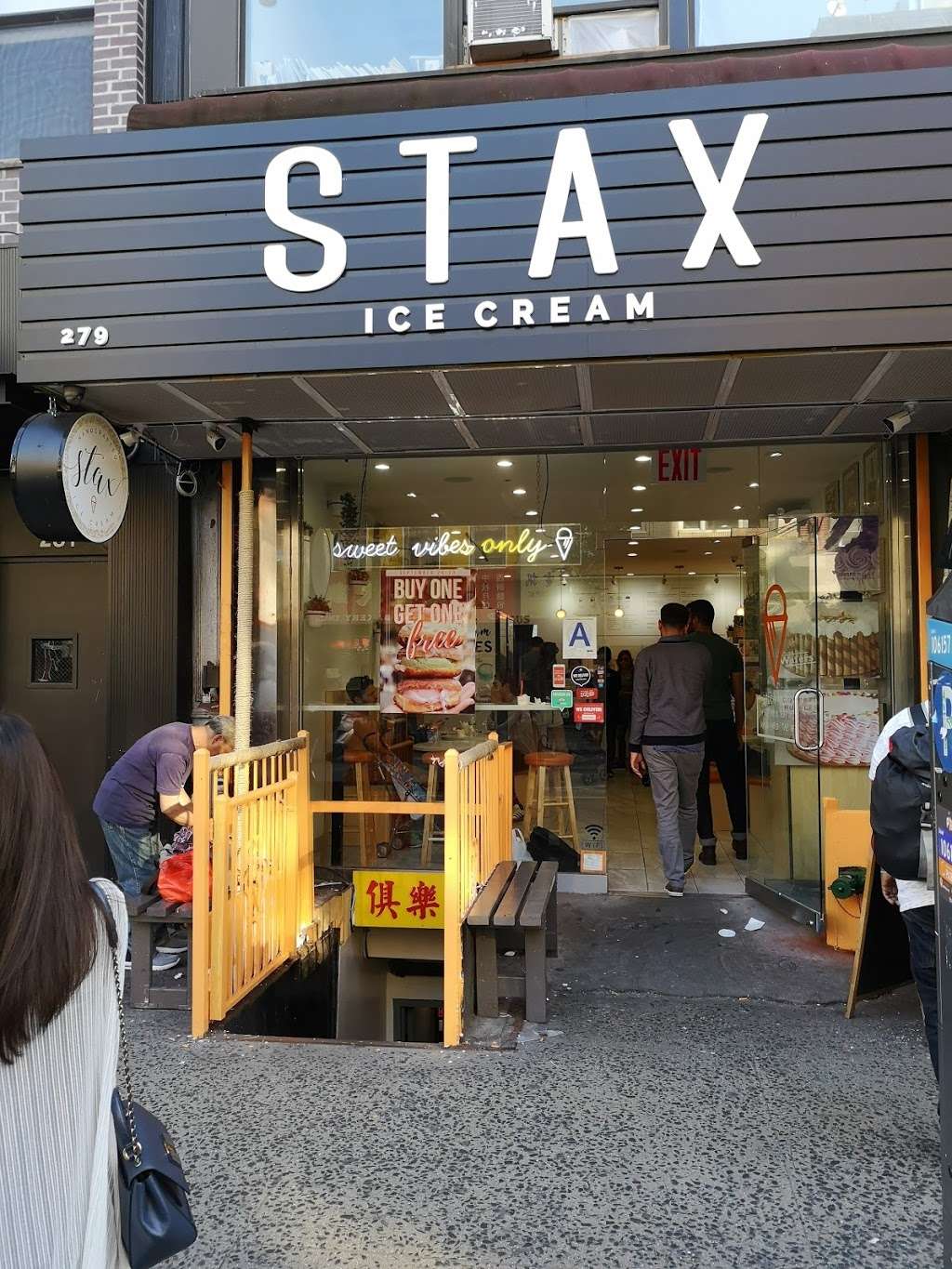 Stax Ice Cream | 279 Grand St, New York, NY 10002, USA | Phone: (646) 870-0214