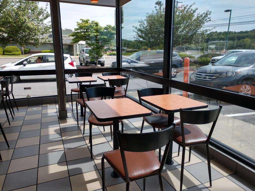 Dunkin | 671 Scranton Carbondale Hwy, Eynon, PA 18403, USA | Phone: (570) 876-4552