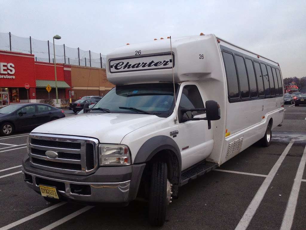 speedway bus lines | 8719 River Rd, North Bergen, NJ 07047, USA | Phone: (201) 699-7110