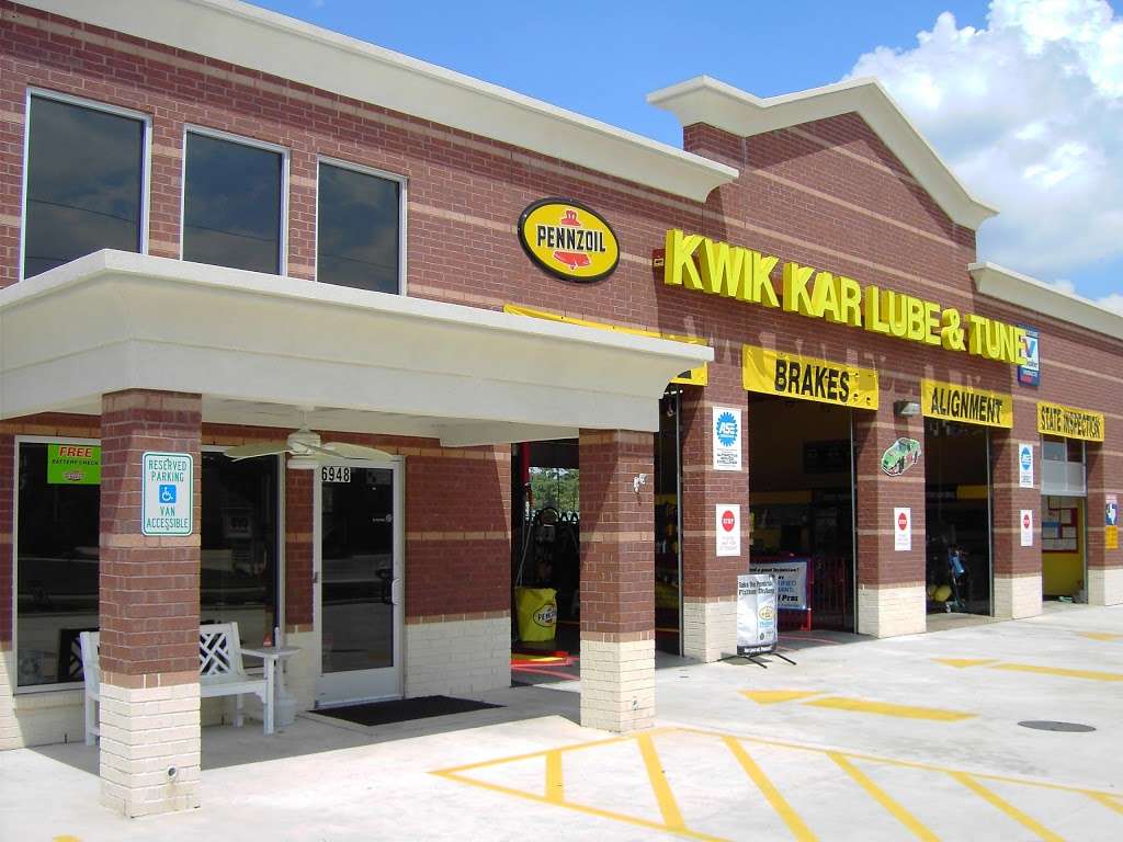 Kwik Kar at Champions | 6948 Cypresswood Dr, Spring, TX 77379, USA | Phone: (832) 717-5800