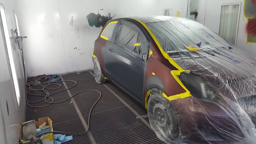 Ricks Collision & Refinishing, LLC | 215 E 27th St, Tucson, AZ 85713, USA | Phone: (520) 792-3700