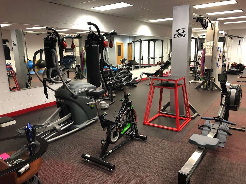 Switon Physiques Personal Training | 200 W Summit Ave #130, Wales, WI 53183, USA