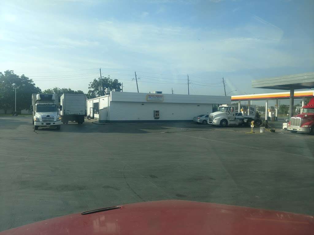 Hempstead Truck Stop | 14304 Hempstead Rd, Houston, TX 77040, USA | Phone: (713) 895-0001