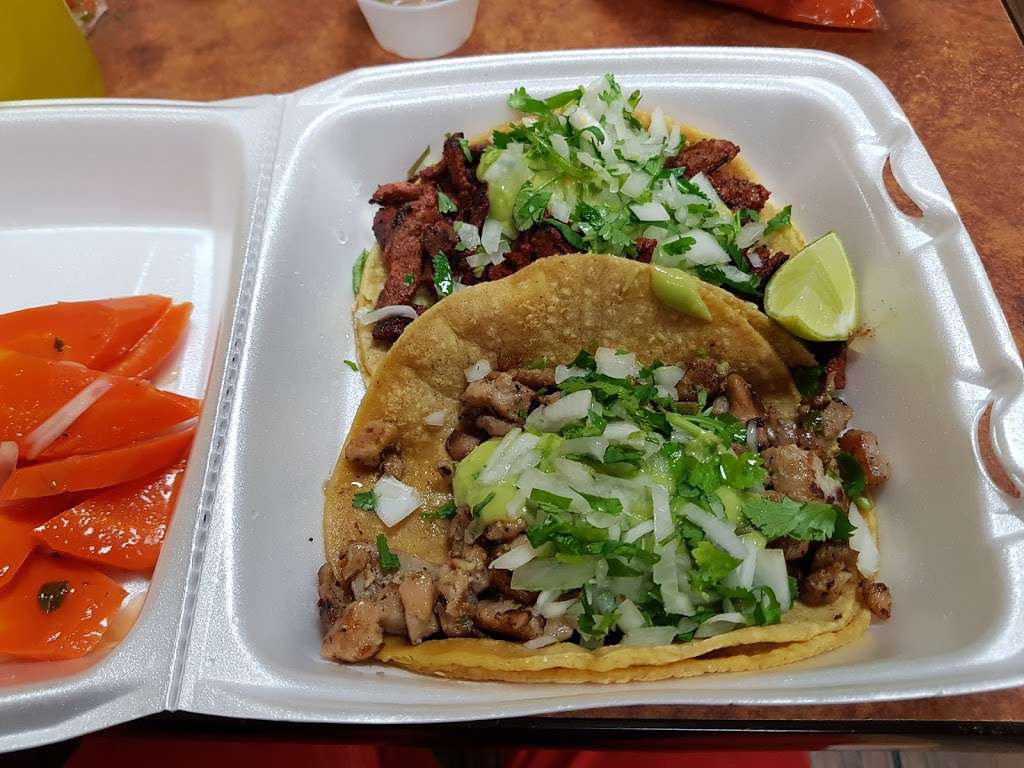 Los Jilbertos Taco Shop Temecula | 30571 CA-79 STE B, Temecula, CA 92592, USA | Phone: (951) 676-6101