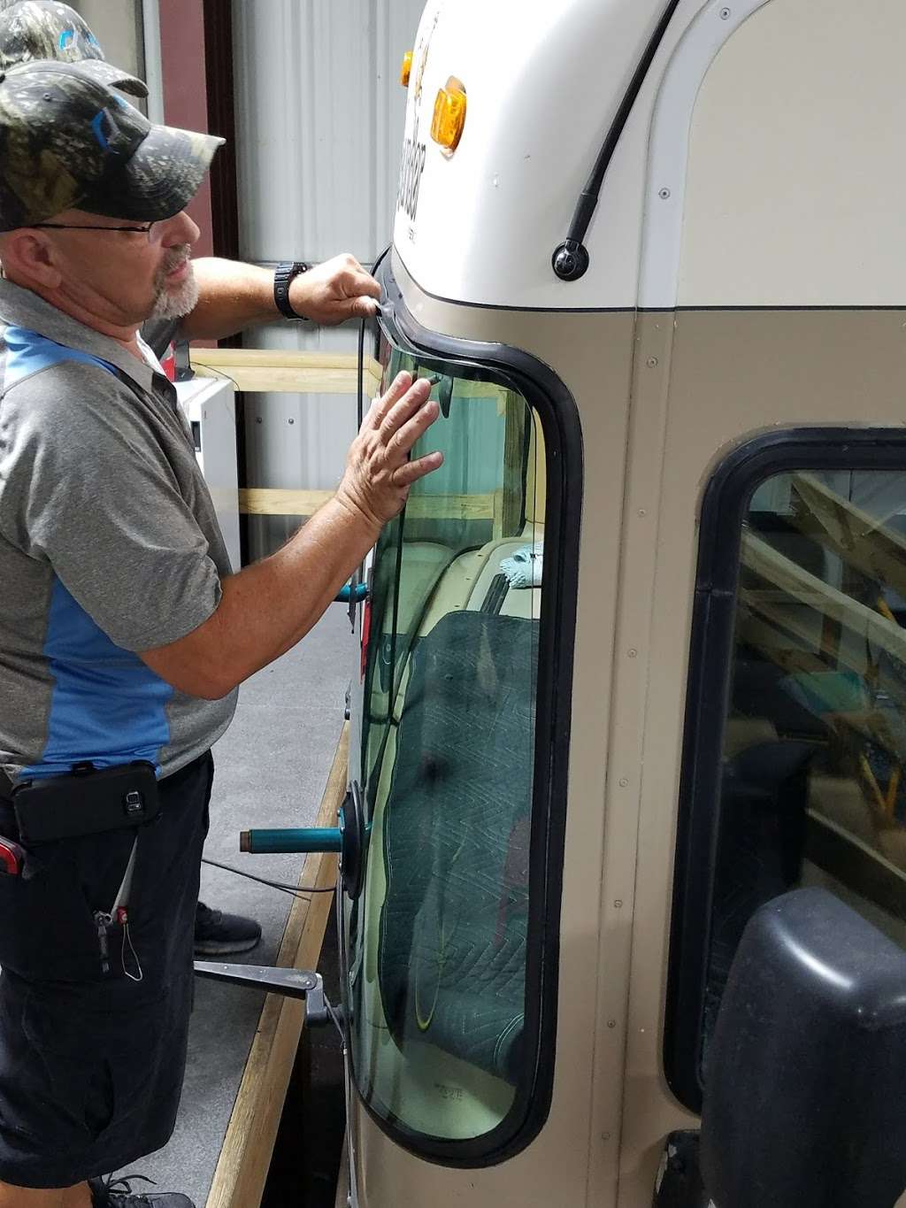 RV Glass Solutions by Coach Glass - Florida | 1025 Pine Chase Ave, Lakeland, FL 33815, USA | Phone: (888) 777-6778