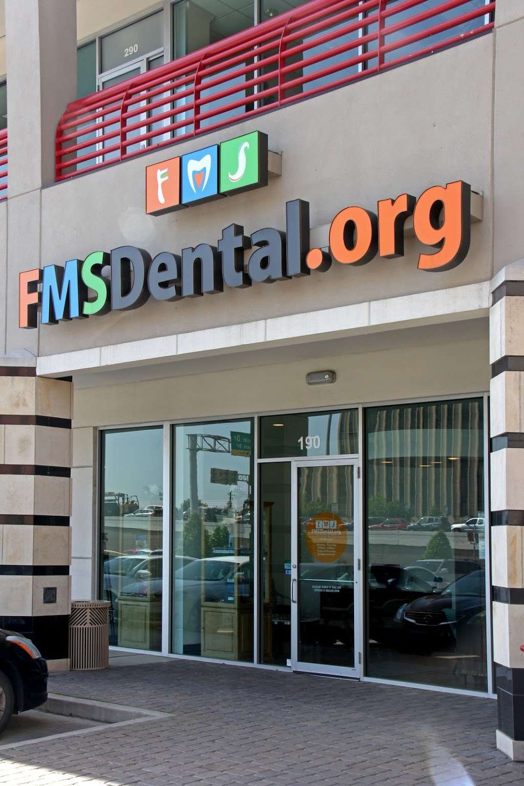 FMS Dental | 2615 Southwest Fwy #190, Houston, TX 77098, USA | Phone: (713) 364-1616