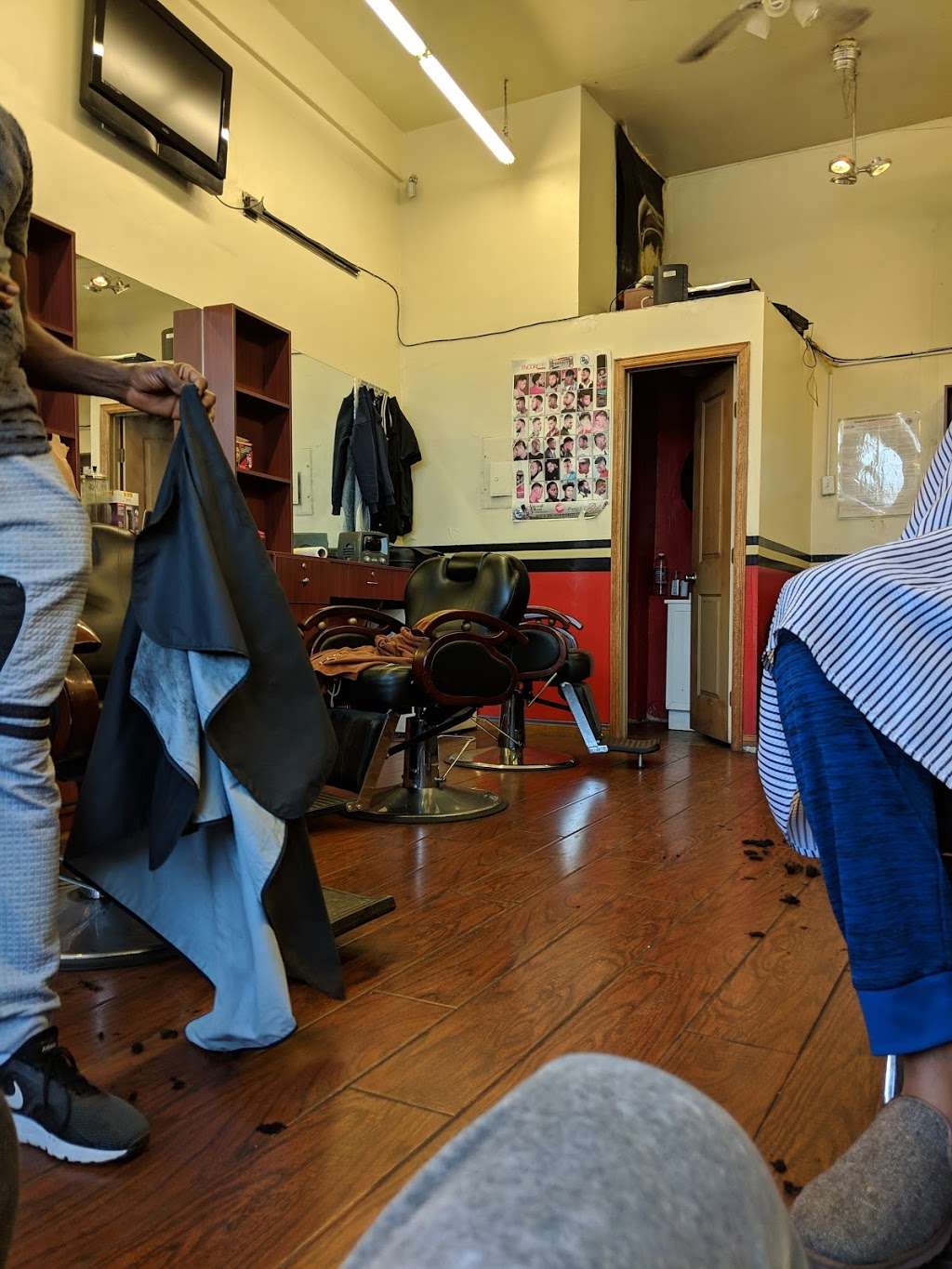 Dubs Barber Shop | 1277 South La Brea Ave, Los Angeles, CA 90019, USA | Phone: (323) 934-3181