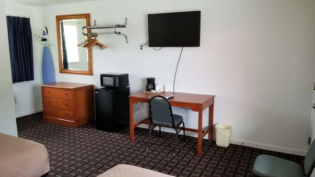 Budget Inn Breezewood | 16348 Lincoln Hwy, Breezewood, PA 15533, USA | Phone: (814) 735-4440