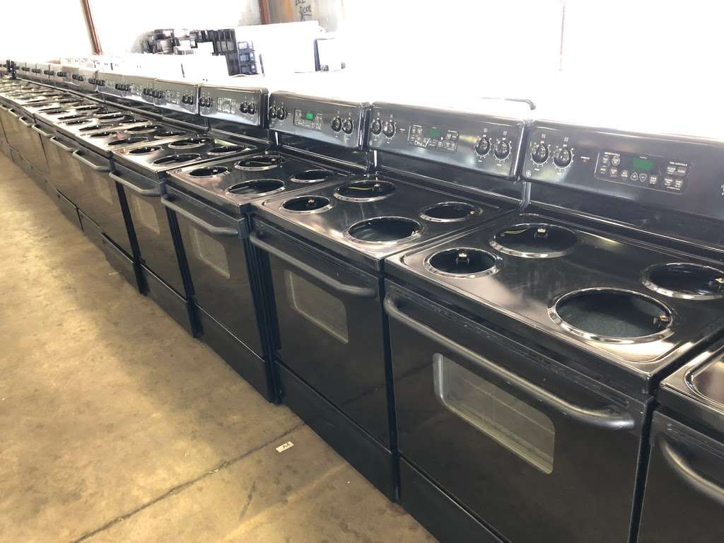 Select Appliance Wholesale | 14902 W 44th Ave, Golden, CO 80403 | Phone: (877) 900-1880