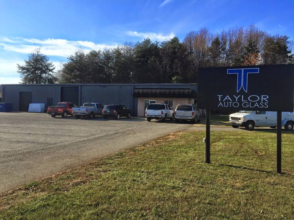 Taylor Auto Glass | 6381 Burnt Poplar Rd, Greensboro, NC 27409, USA | Phone: (336) 851-1380