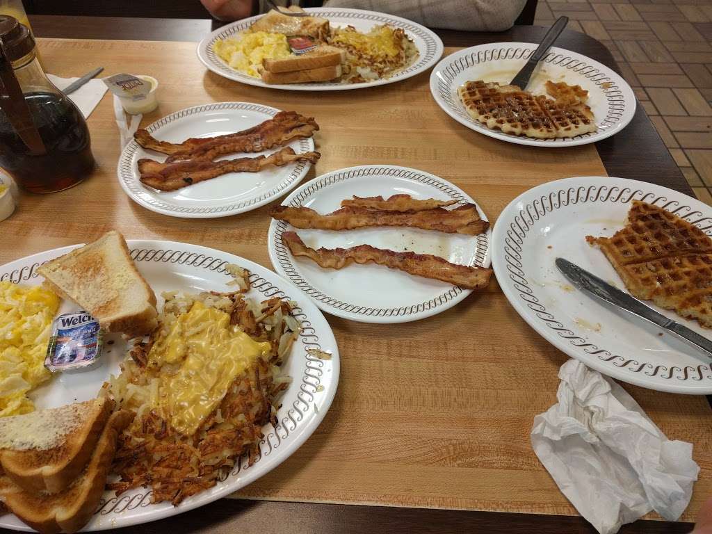 Waffle House | 14106 Statesville Rd, Huntersville, NC 28078, USA | Phone: (704) 875-8980