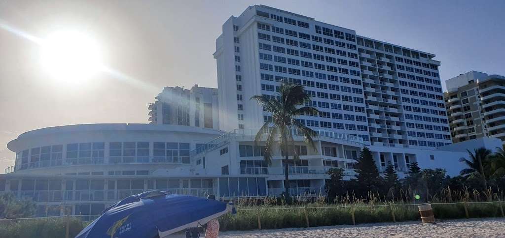 The Castle Beach, Collins Avenue, Miami Beach, FL | 5445 Collins Ave, Miami, FL 33140, USA