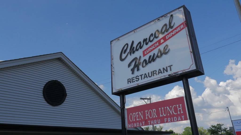 Charcoal House | 9855 Manchester Rd, St. Louis, MO 63119, USA | Phone: (314) 968-4842