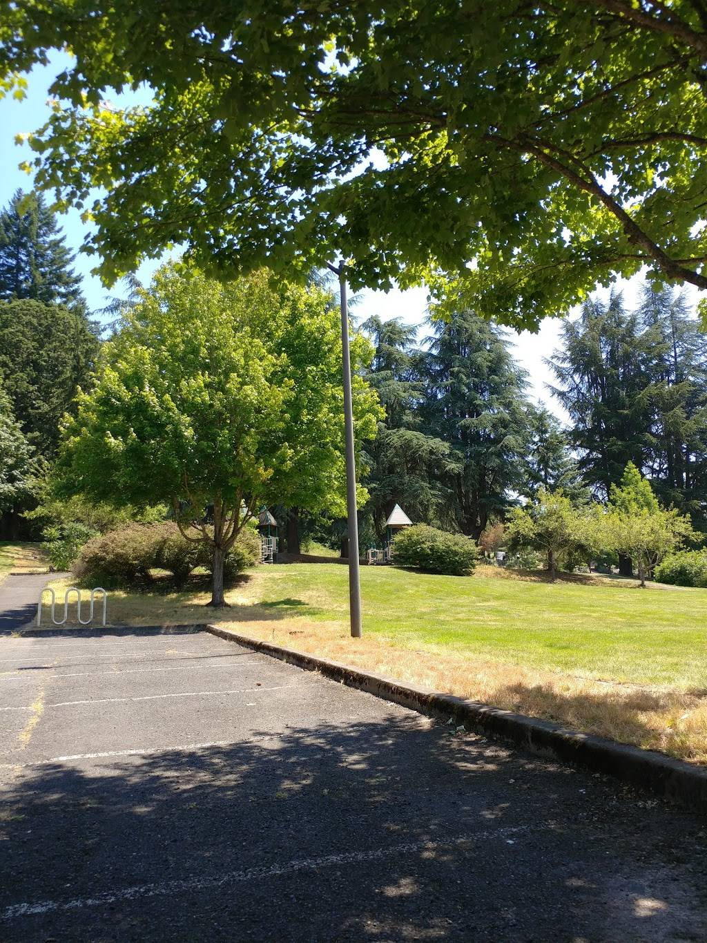 Oregon City Park Place | 16180 Front Ave, Oregon City, OR 97045, USA | Phone: (503) 496-1201