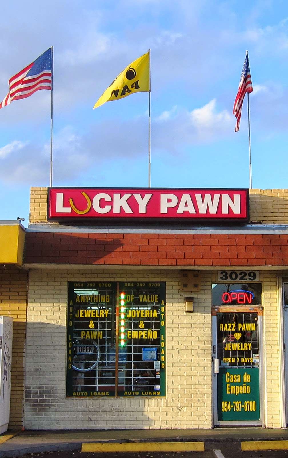 Lucky Pawn & Jewelry | 3029 Davie Blvd, Fort Lauderdale, FL 33312, USA | Phone: (954) 797-8700