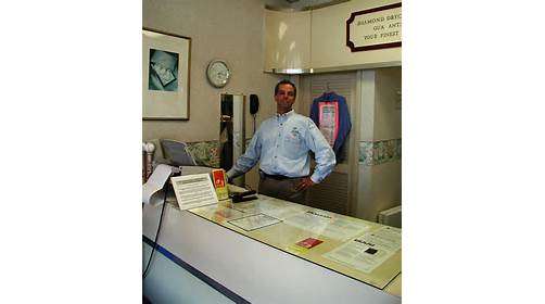 Diamond Dry Cleaners | 681 Beverage Hill Ave, Pawtucket, RI 02861, USA | Phone: (401) 728-8101