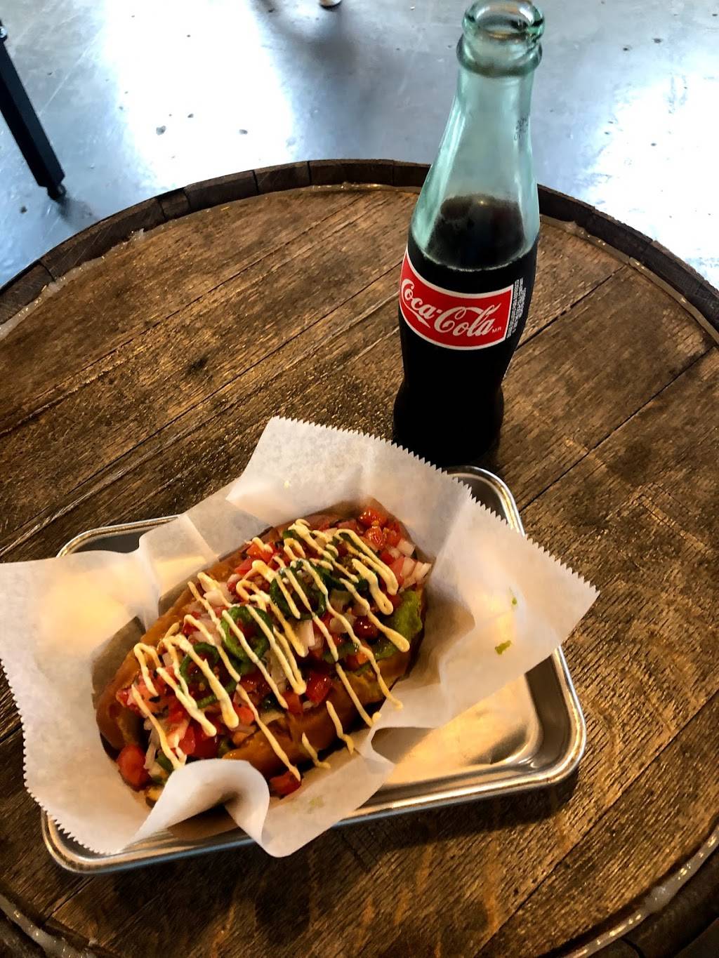 Red Top Gourmet Hotdogs | 1127 Logan St, Louisville, KY 40204, USA | Phone: (502) 640-2032