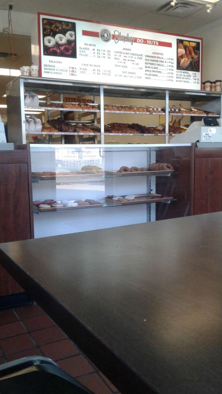 Shipley Do-Nuts | 7220 Antoine Dr, Houston, TX 77088, USA | Phone: (713) 680-0097