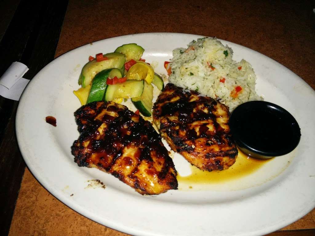 TGI Fridays | 580 N State Road #7, Royal Palm Beach, FL 33411, USA | Phone: (561) 795-8955