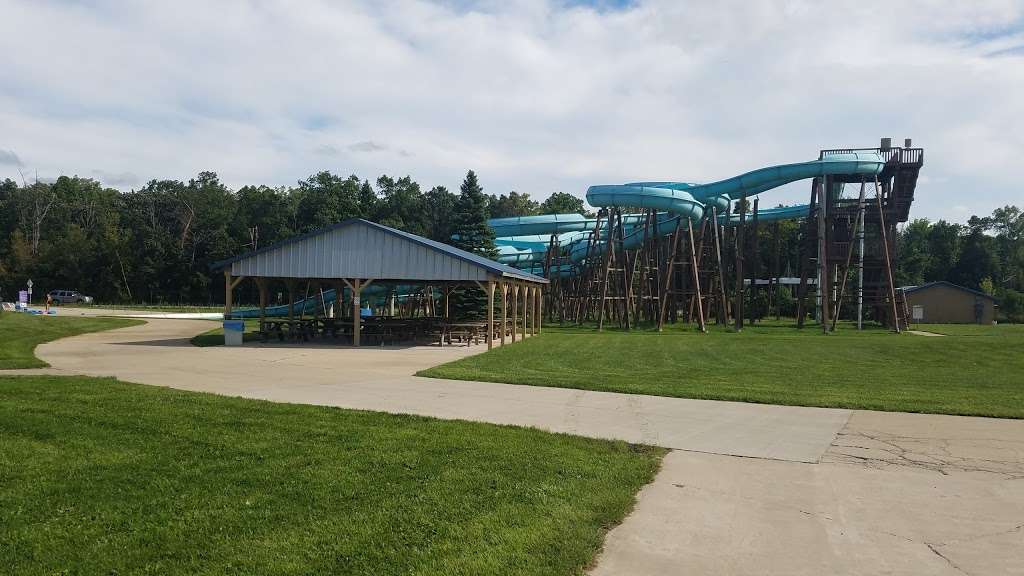 Seven Peaks Waterpark Duneland | 1275 Waverly Rd, Porter, IN 46304, USA | Phone: (219) 728-1658