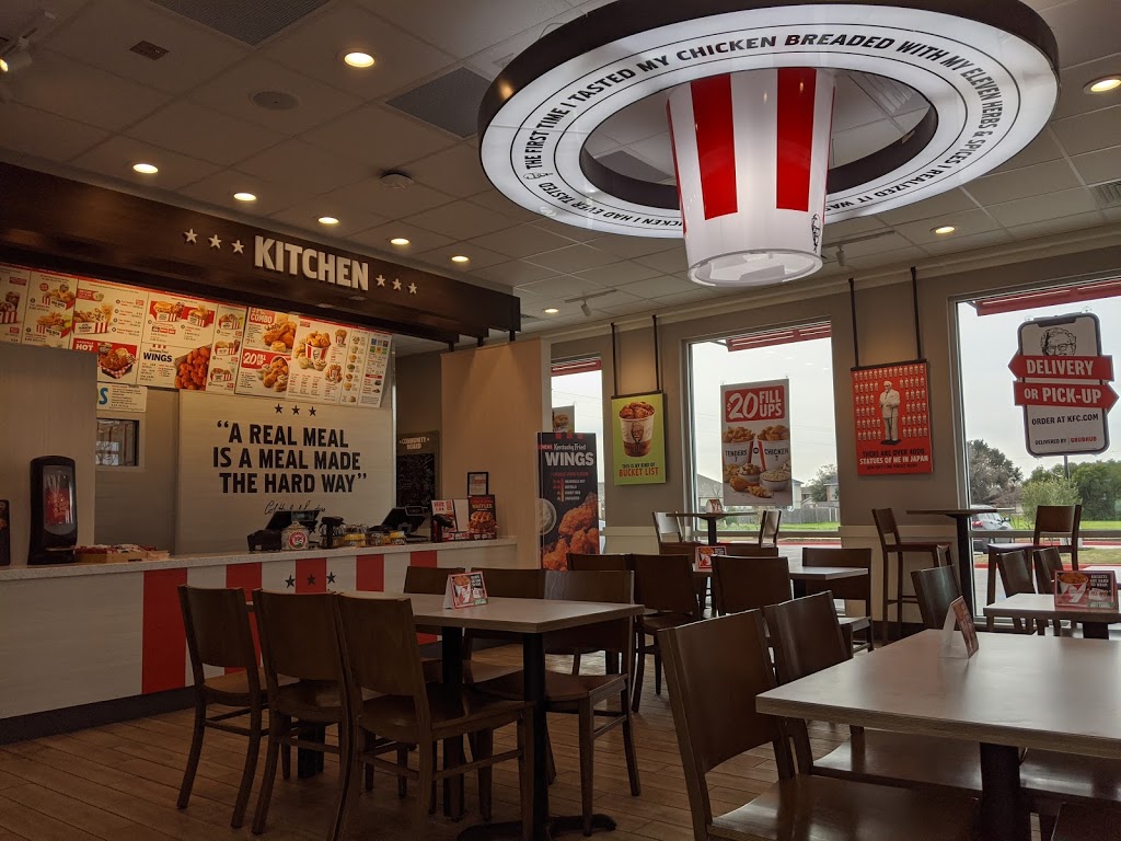 KFC | 1500 Knowles Dr, Hutto, TX 78634, USA | Phone: (512) 759-6446