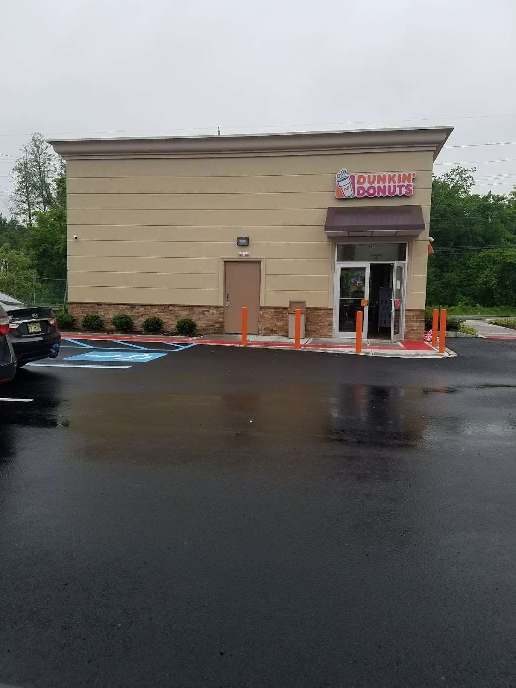 Dunkin Donuts | 601 River Rd, Piscataway Township, NJ 08854 | Phone: (908) 938-1632