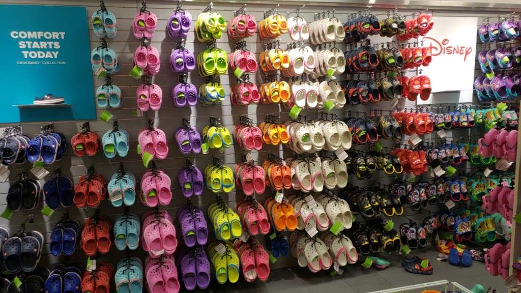 croc store katy mills