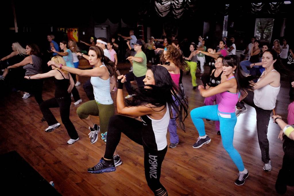 ZUMBA by RUMBA conmigo | 711 NW 35th Ave, Miami, FL 33125, USA | Phone: (786) 378-3949