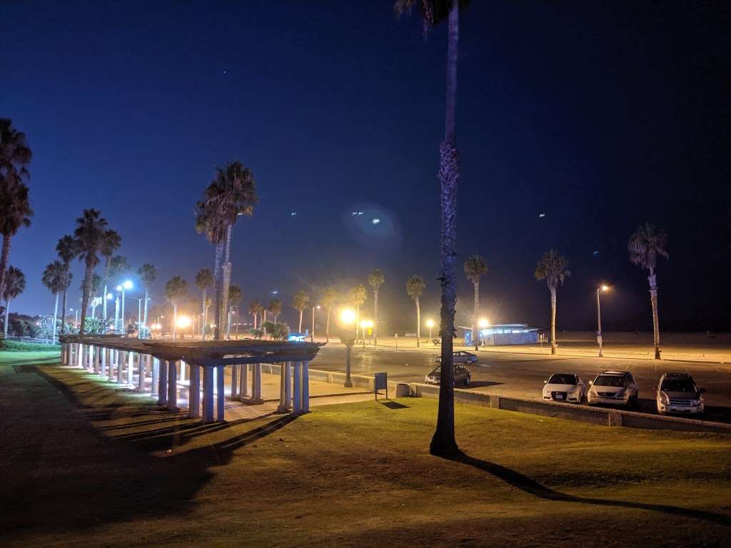 Crescent Bay Park | 2000 Ocean Ave, Santa Monica, CA 90405, USA | Phone: (310) 458-8300