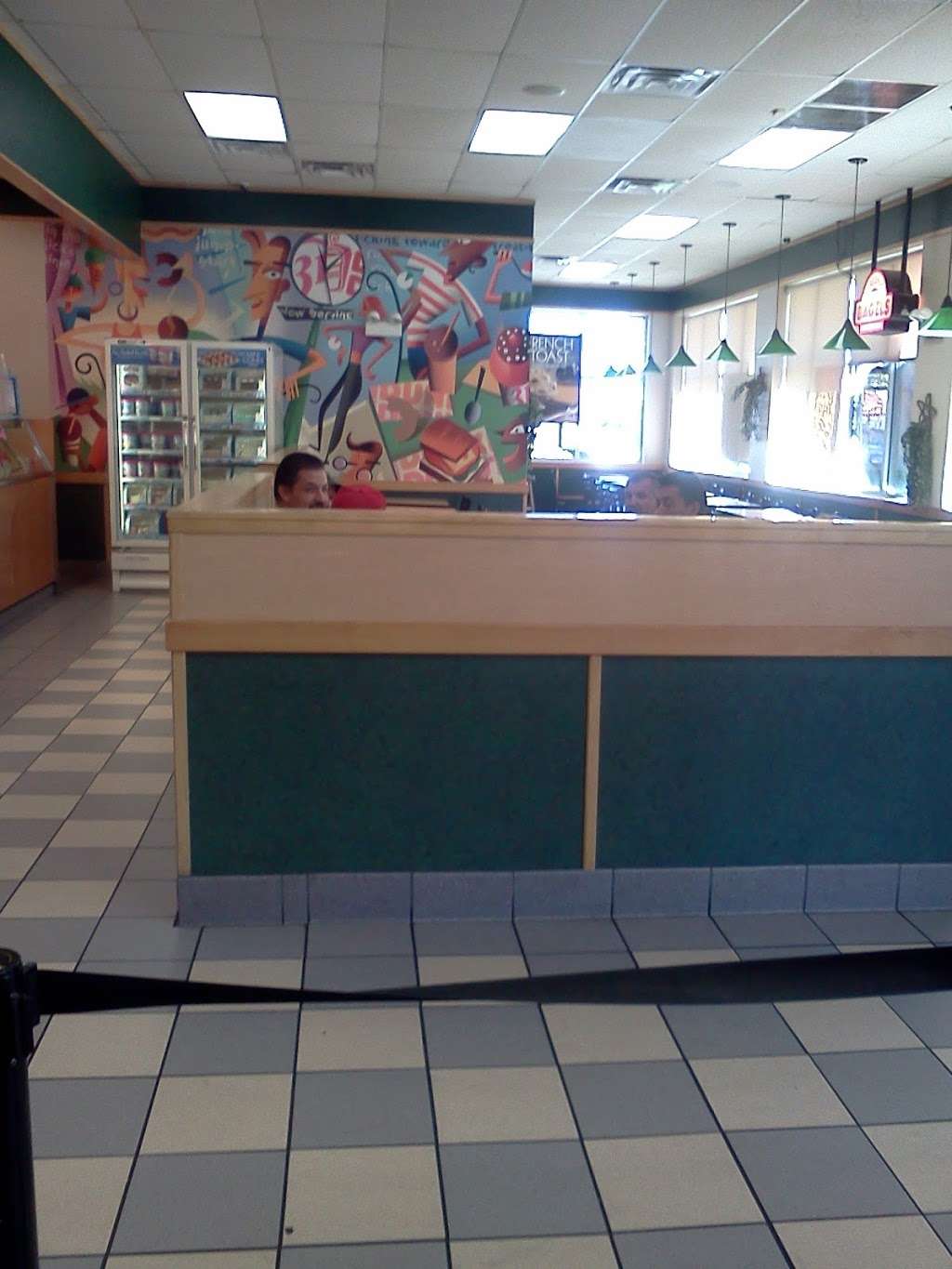 Dunkin | 7578 N Western Ave, Chicago, IL 60645, USA | Phone: (773) 274-7800