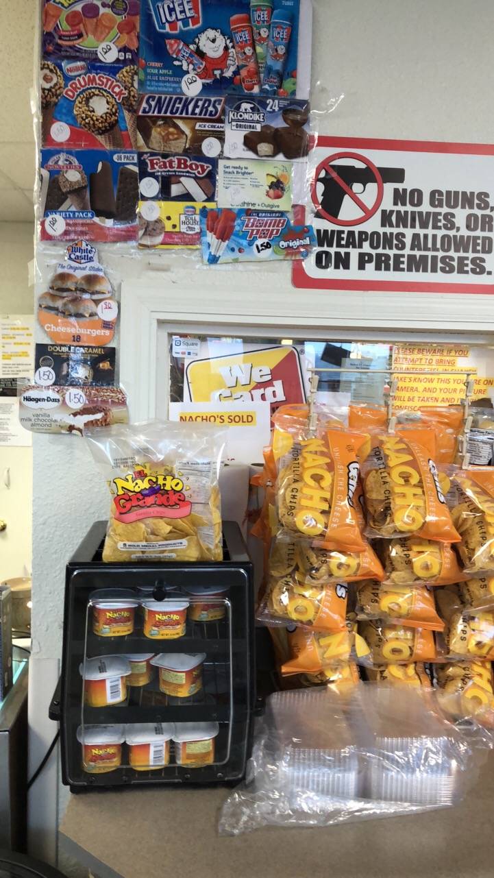 SHAKEY JAKES PLACE VARIETY STORE | 2412 E 17th St N, Wichita, KS 67214, USA | Phone: (316) 636-7745