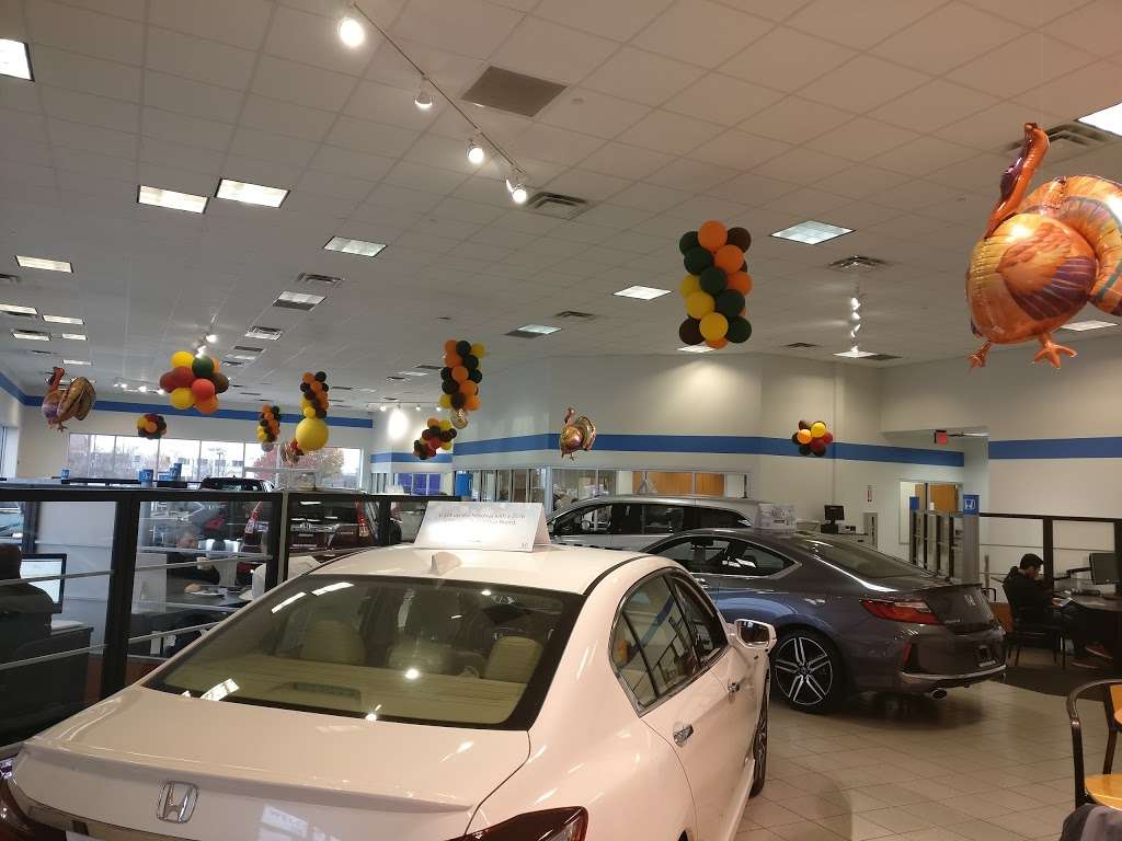 Community Honda | 8340 W 159th St, Orland Park, IL 60462 | Phone: (708) 364-2600