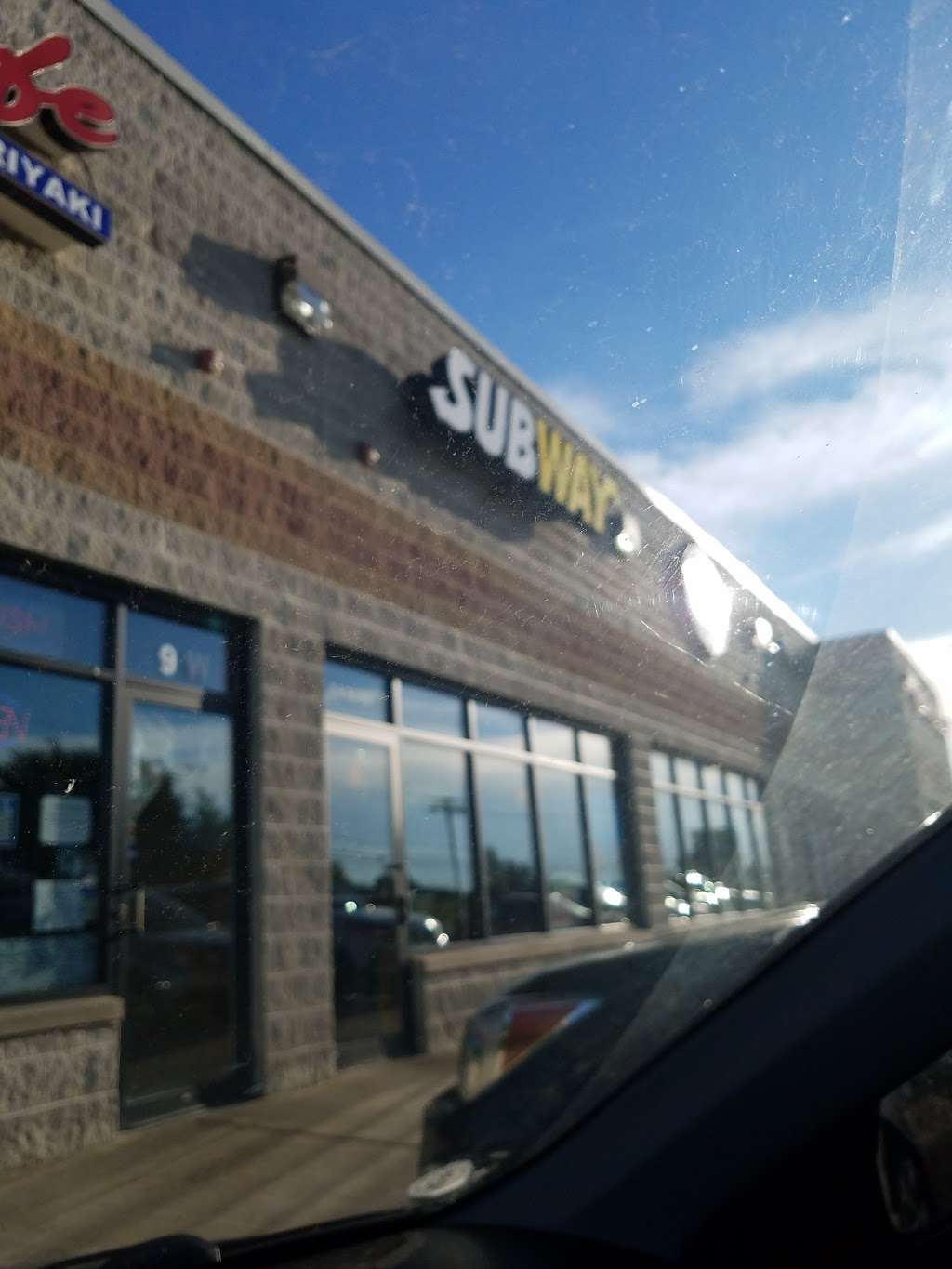 Subway Restaurants | 13 W Belvidere Rd #2, Hainesville, IL 60030, USA | Phone: (847) 548-0754