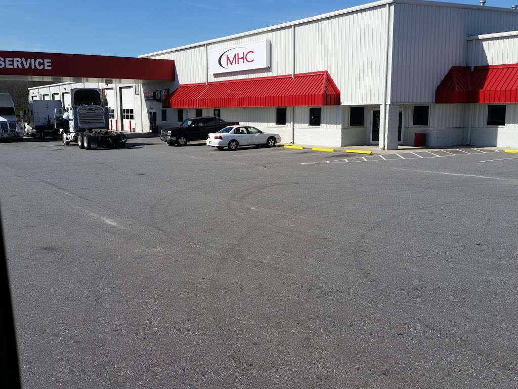 MHC Truck Leasing - Hickory | 3500 17th Ave Cir SW, Hickory, NC 28602, USA | Phone: (800) 345-3391