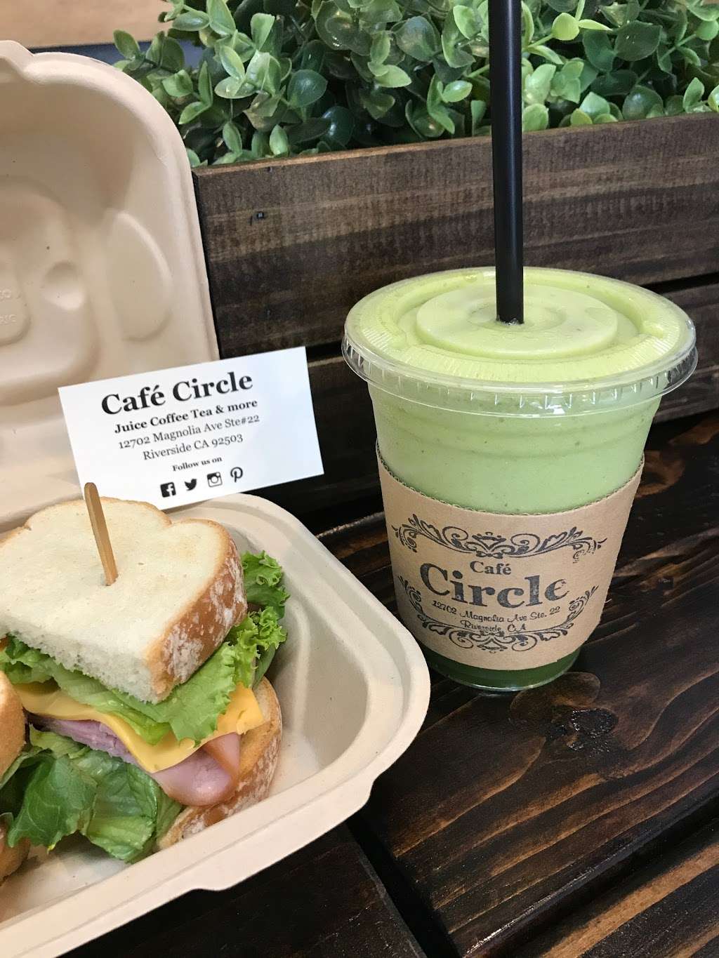 Café Circle | 12702 Magnolia Ave Ste.22, Riverside, CA 92503, USA | Phone: (951) 425-8478