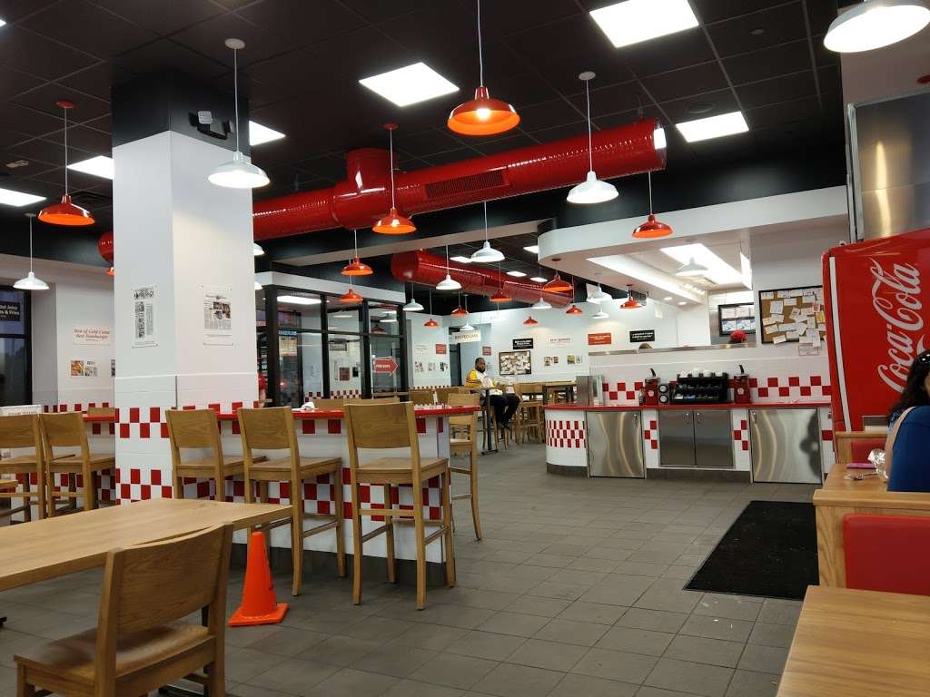 Five Guys | 106 Federal Rd, Brookfield, CT 06804 | Phone: (203) 740-2120
