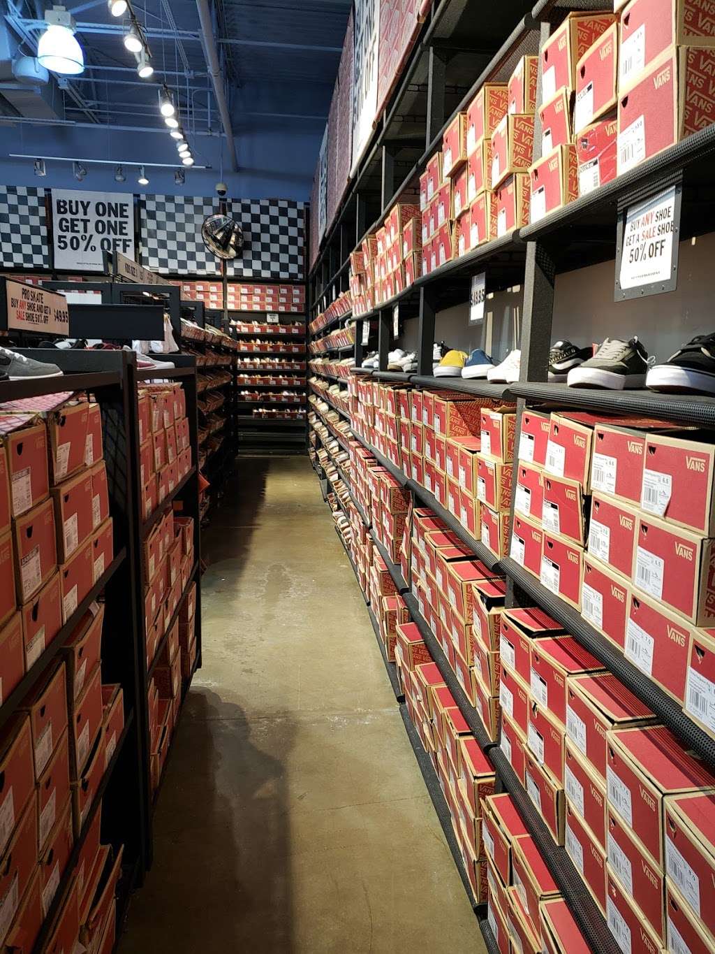 Vans | 29300 Hempstead Rd #873, Cypress, TX 77433, USA | Phone: (281) 256-9594